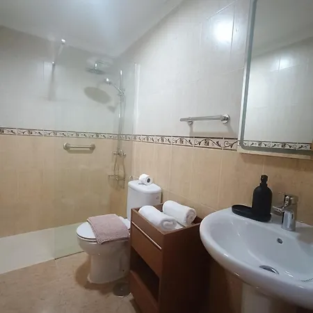 Lovely Close To The Апартаменты