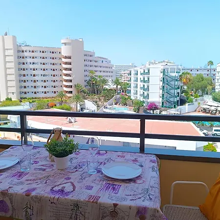 Lovely Close To The Апартаменты *